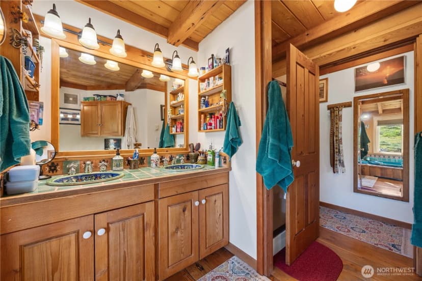 Property photo for 16495 S Lakeshore Road, Chelan photo 17