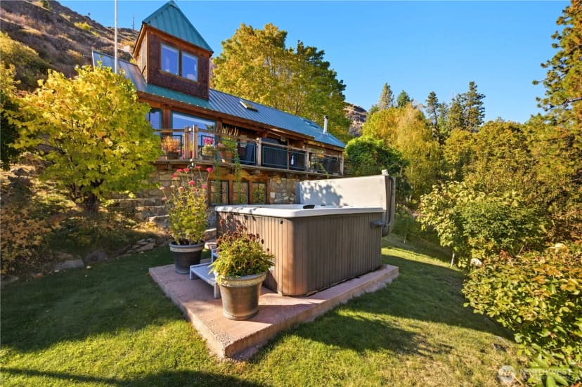 Property photo for 16495 S Lakeshore Road, Chelan photo 34