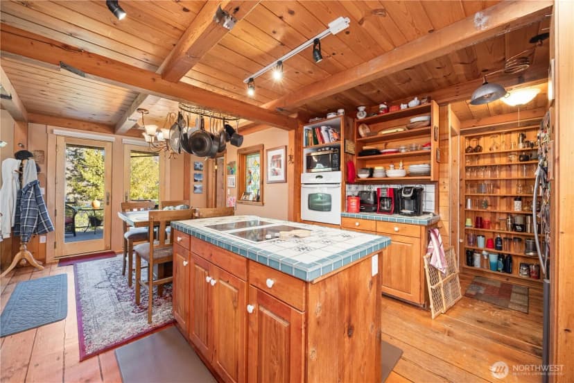 Property photo for 16495 S Lakeshore Road, Chelan photo 14