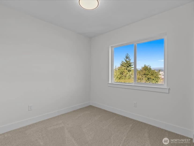Property photo for 215 Corrin Avenue Nw #b, Orting photo 22