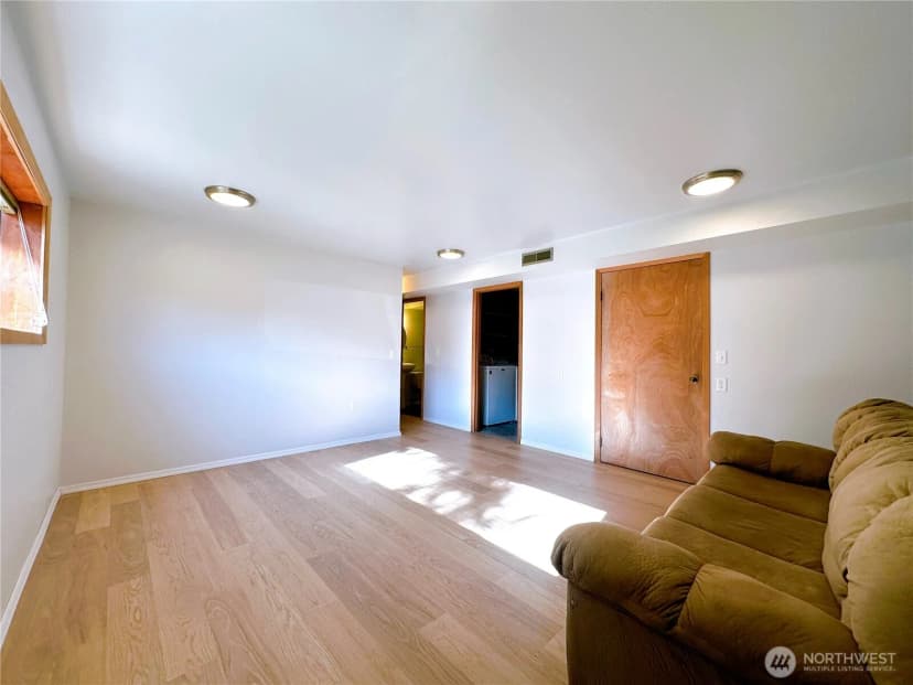 Property photo for 227 E Franklin, Chelan photo 13
