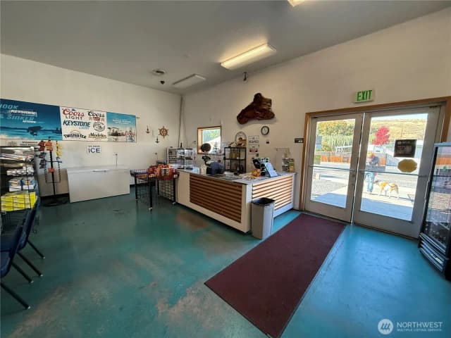 Property photo for 210 Main Street, Starbuck photo 5