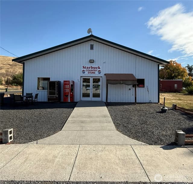 Property photo for 210 Main Street, Starbuck