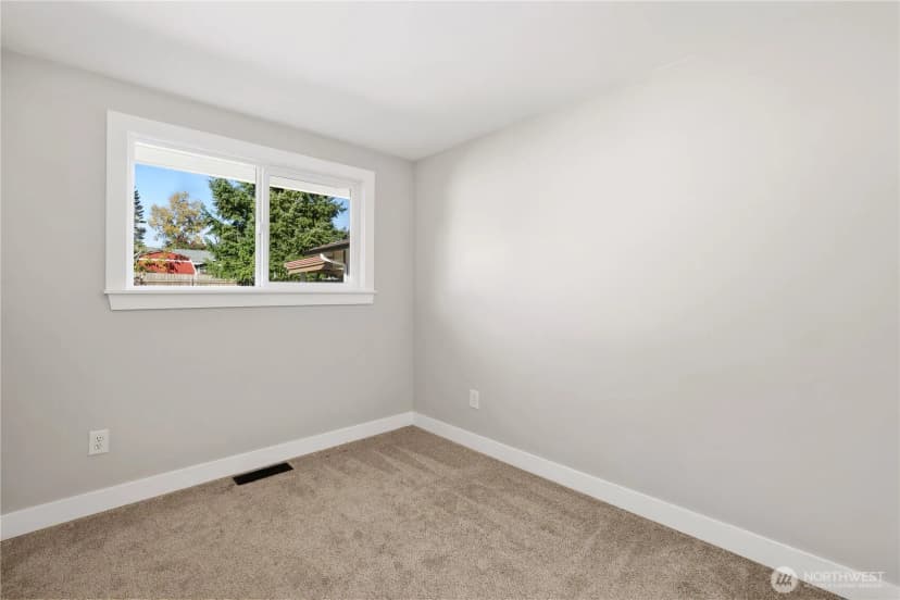 Property photo for 4981 31st Street Ne, Tacoma photo 18