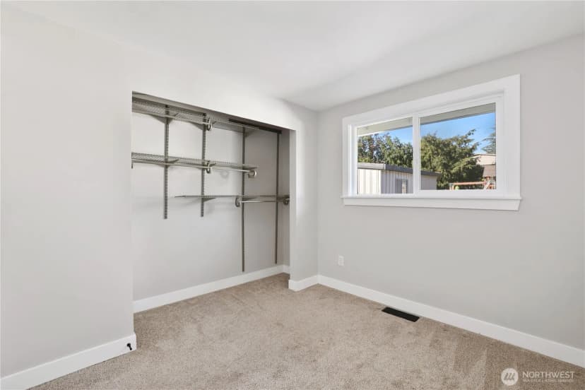 Property photo for 4981 31st Street Ne, Tacoma photo 19