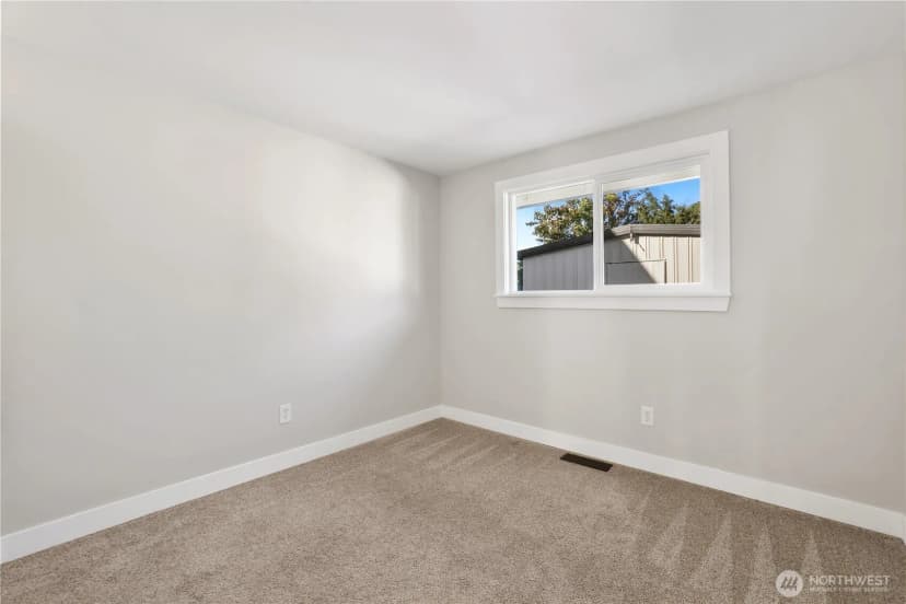 Property photo for 4981 31st Street Ne, Tacoma photo 16