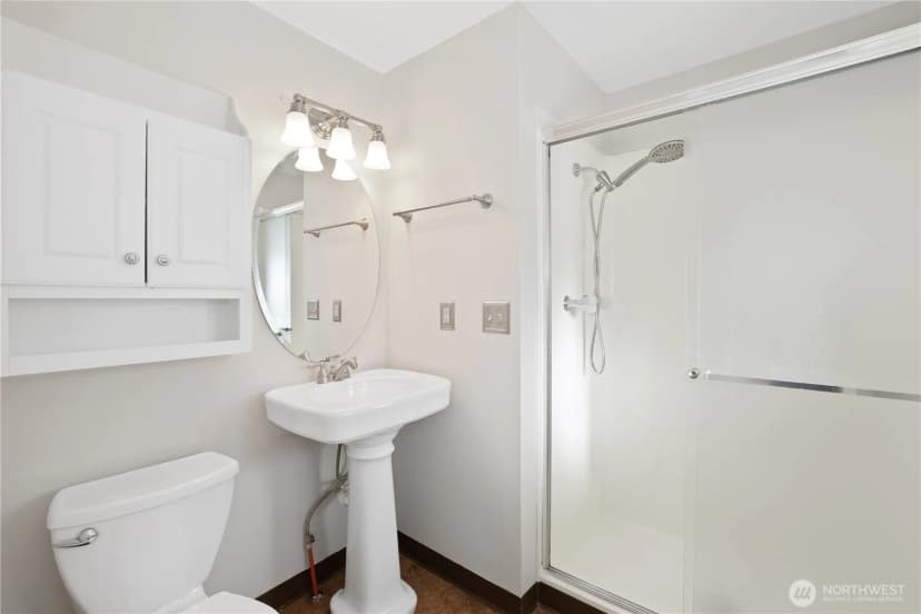 Property photo for 4981 31st Street Ne, Tacoma photo 14