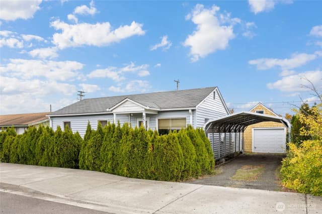 Property photo for 2312 Madison Street, Shelton photo 2