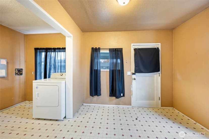 Property photo for 2312 Madison Street, Shelton photo 18