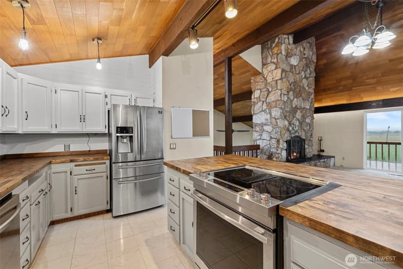 Property photo for 12509 Patricia Lane, Burlington photo 15