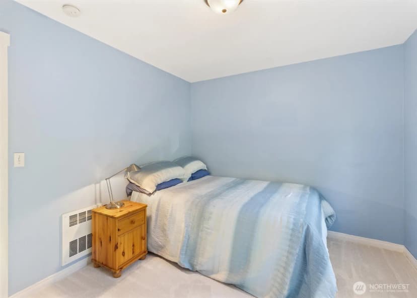 Property photo for 510 Pilchuck Path #w2, Everett photo 17