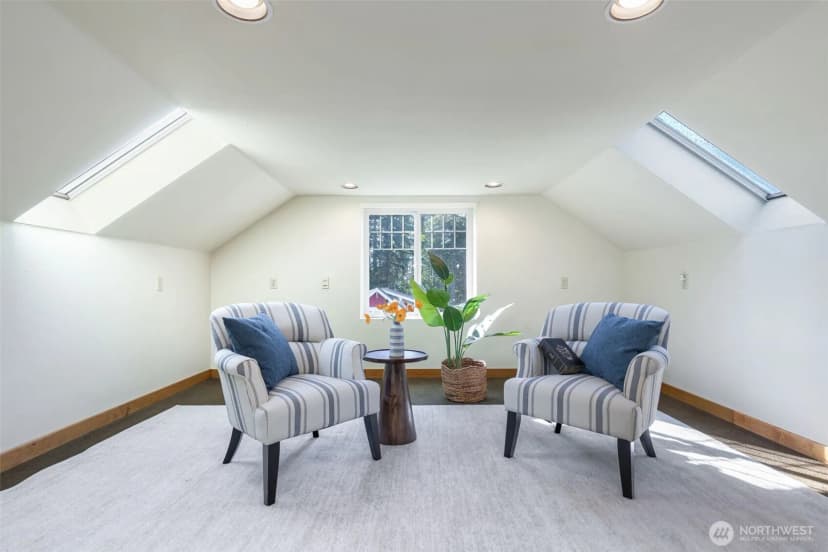 Property photo for 636 Janelle Place Nw, Bainbridge Island photo 32