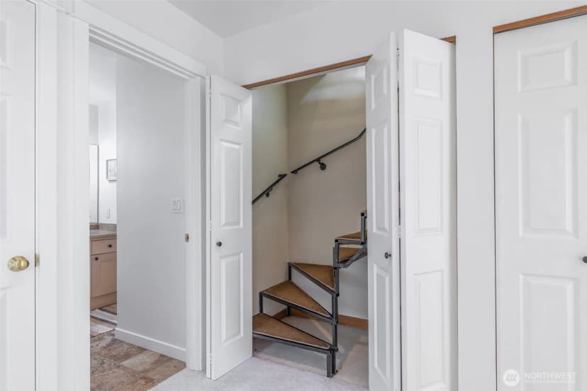 Property photo for 636 Janelle Place Nw, Bainbridge Island photo 33