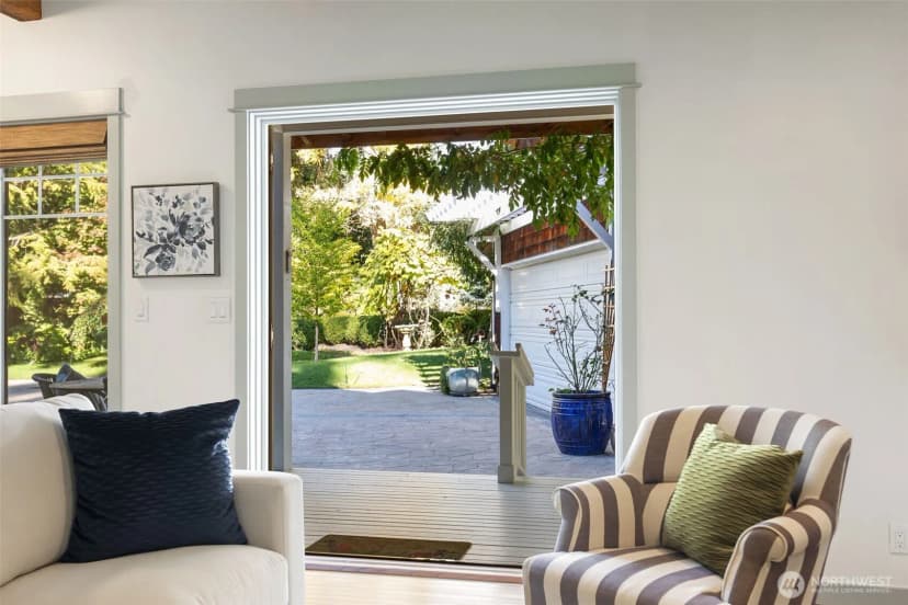 Property photo for 636 Janelle Place Nw, Bainbridge Island photo 17