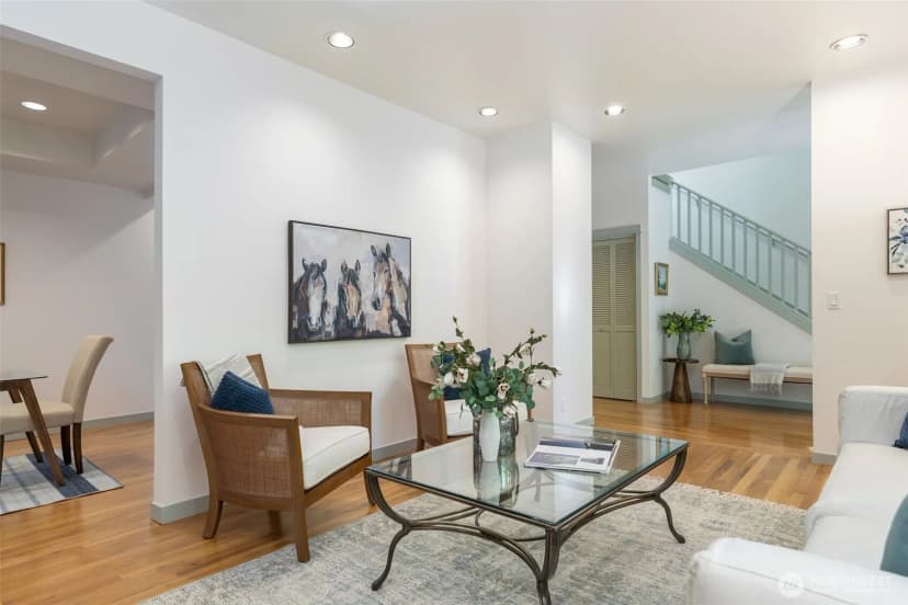 Property photo for 636 Janelle Place Nw, Bainbridge Island photo 8