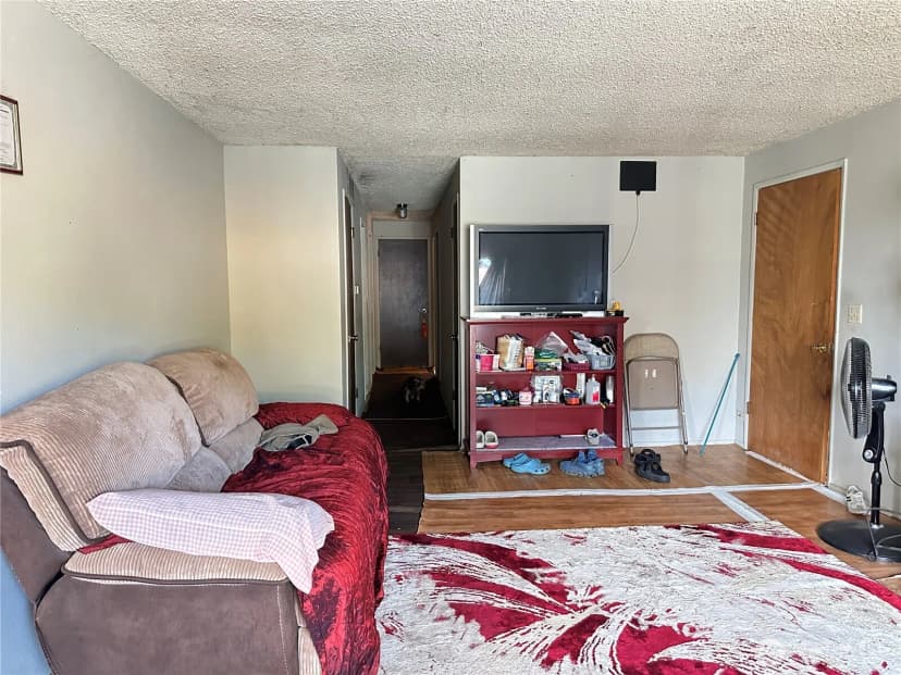Property photo for 6325 S Eddy Court, Seattle photo 9
