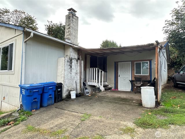 Property photo for 6325 S Eddy Court, Seattle photo 2