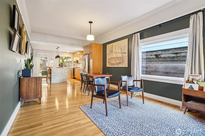 Property photo for 813 S Orcas Street, Seattle photo 9