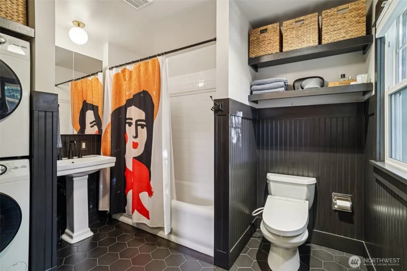 Property photo for 813 S Orcas Street, Seattle photo 14