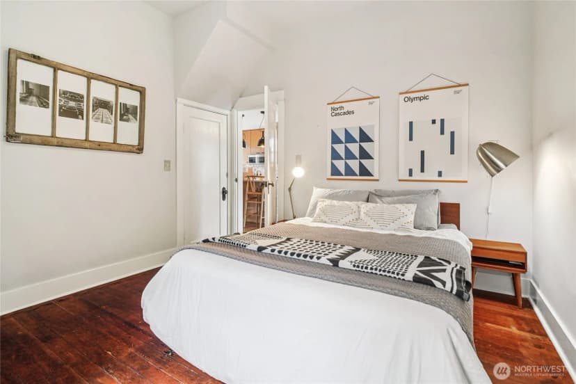 Property photo for 813 S Orcas Street, Seattle photo 16