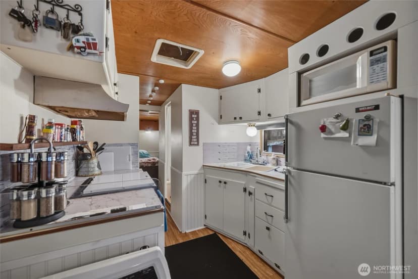 Property photo for 1017 Maple Lane, Sumas photo 10