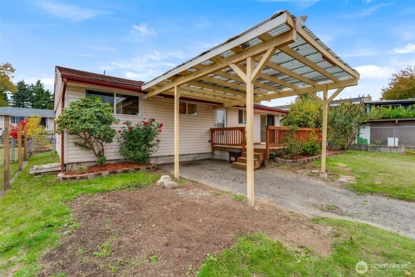 Property photo for 10664 63rd Avenue S, Seattle photo 18