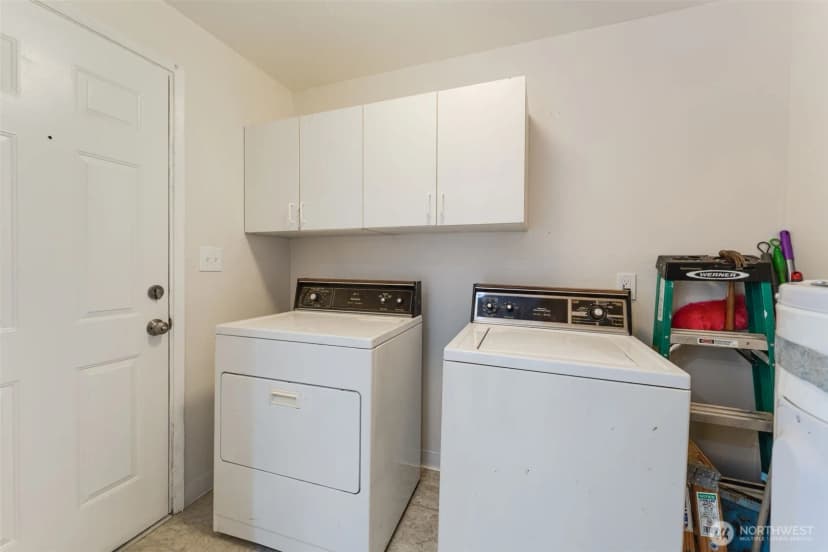 Property photo for 10664 63rd Avenue S, Seattle photo 12