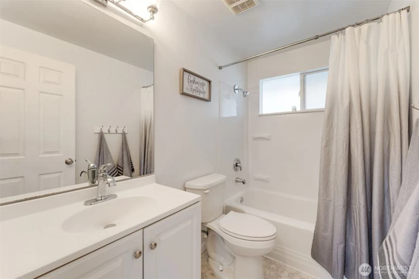 Property photo for 10664 63rd Avenue S, Seattle photo 14