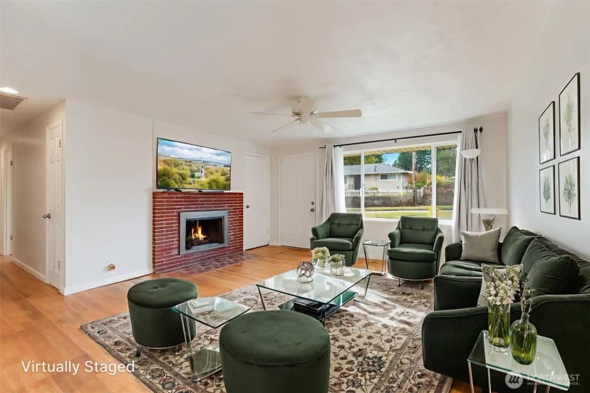 Property photo for 10664 63rd Avenue S, Seattle photo 5