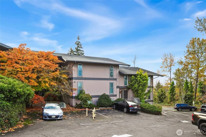 Property photo for 1425 S Puget Drive #g3, Renton photo 15