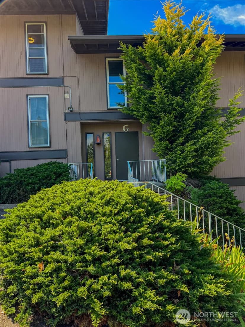 Property photo for 1425 S Puget Drive #g3, Renton photo 17