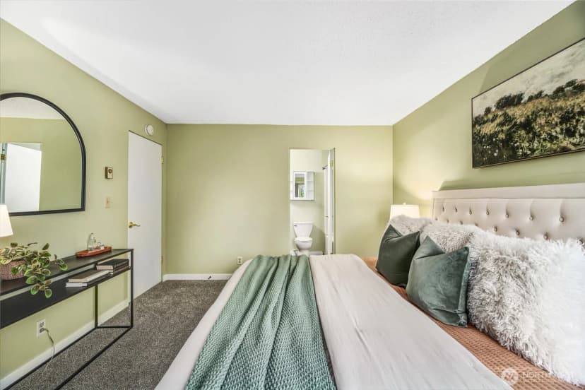 Property photo for 1425 S Puget Drive #g3, Renton photo 11