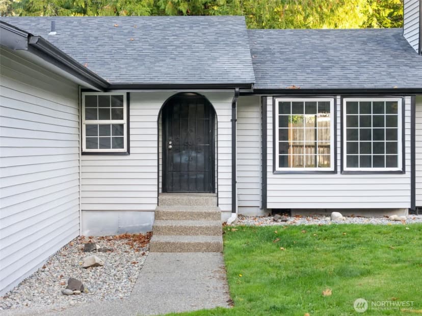 Property photo for 1259 Lidstrom Road E, Port Orchard photo 4