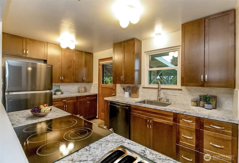 Property photo for 5514 S Avon Street, Seattle photo 7