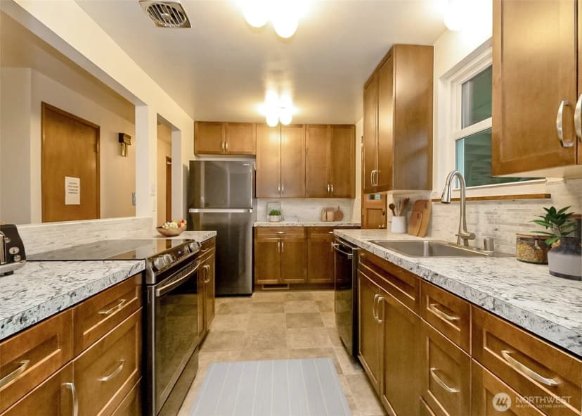 Property photo for 5514 S Avon Street, Seattle photo 6