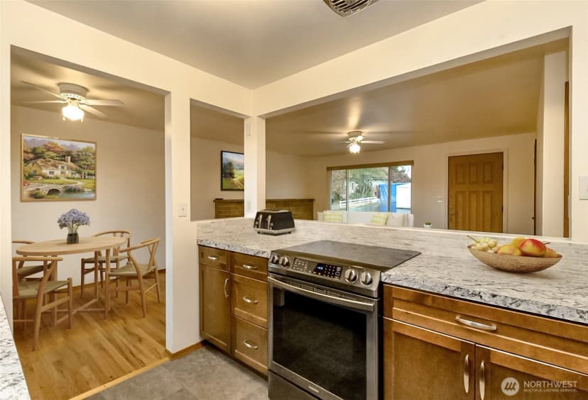 Property photo for 5514 S Avon Street, Seattle photo 8
