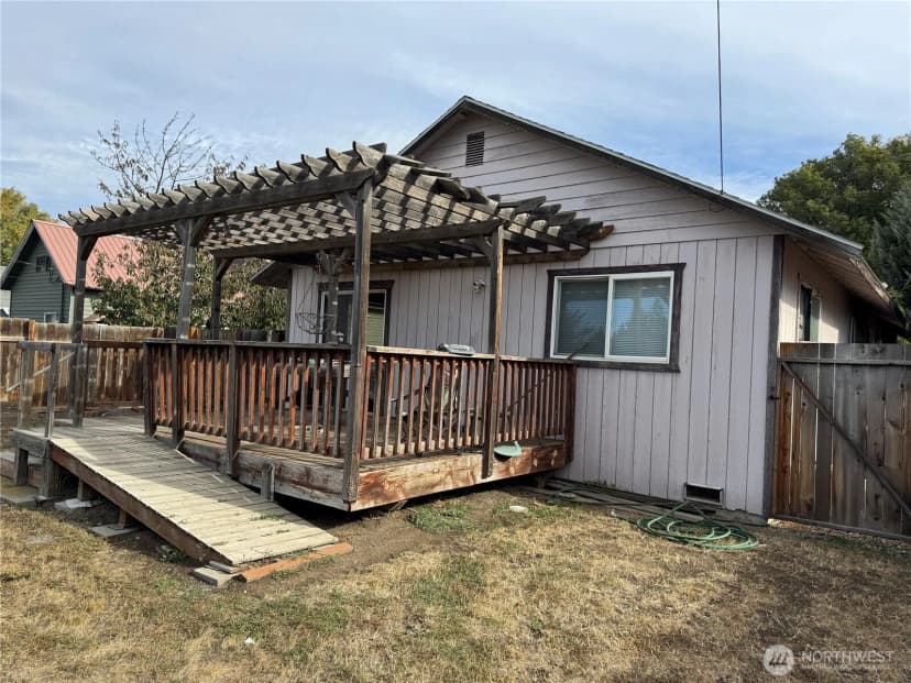 Property photo for 409 N Pacific Street, Ellensburg photo 15