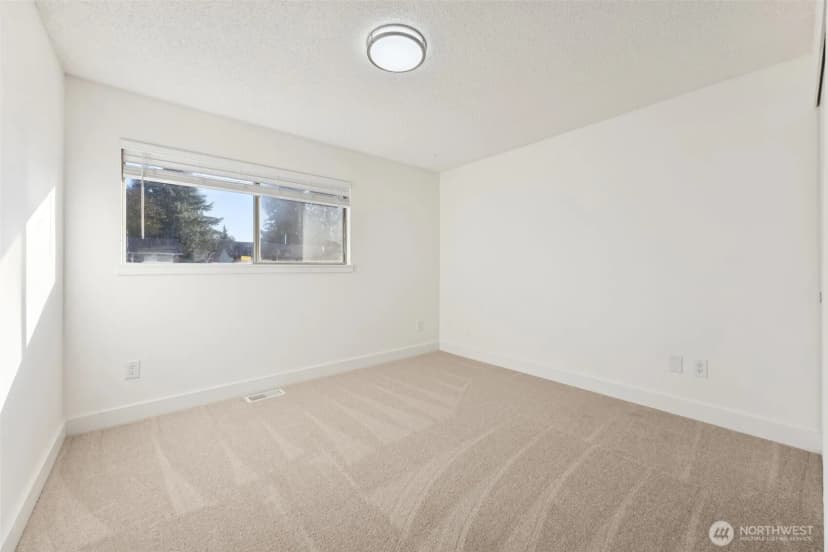 Property photo for 607 22nd Avenue Se, Auburn photo 10