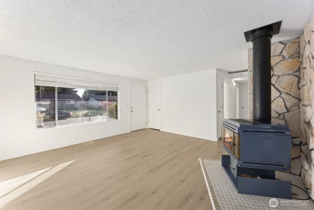 Property photo for 607 22nd Avenue Se, Auburn photo 4