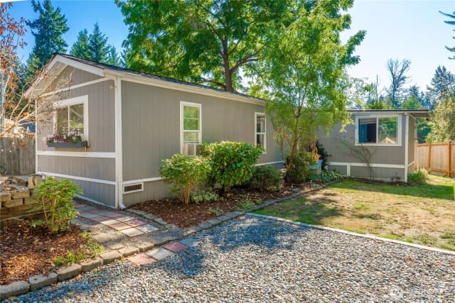 Property photo for 20402 Lapaloma Drive E, Bonney Lake