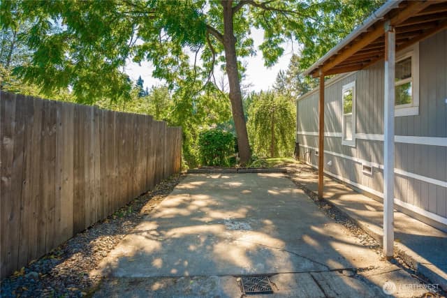 Property photo for 20402 Lapaloma Drive E, Bonney Lake photo 4