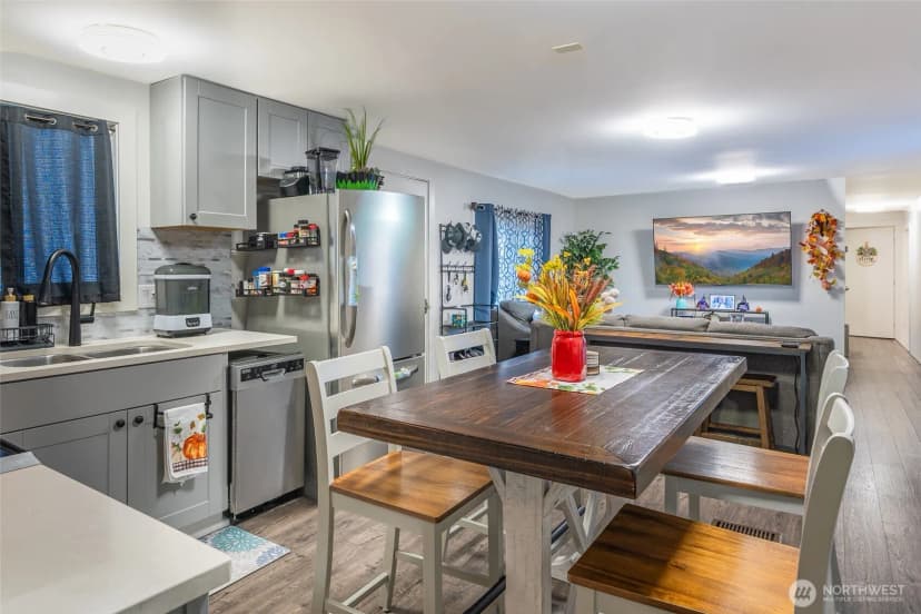 Property photo for 16405 Maple Valley Hwy #22, Renton photo 12