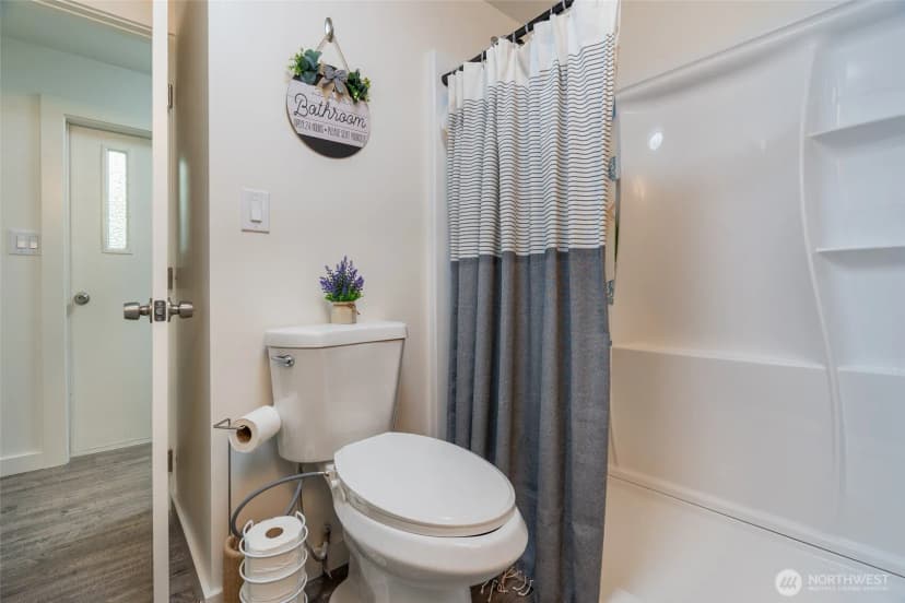 Property photo for 16405 Maple Valley Hwy #22, Renton photo 19