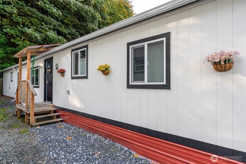 Property photo for 16405 Maple Valley Hwy #22, Renton photo 4