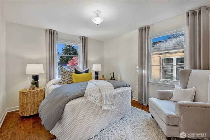 Property photo for 11034 Evanston Avenue N, Seattle photo 12