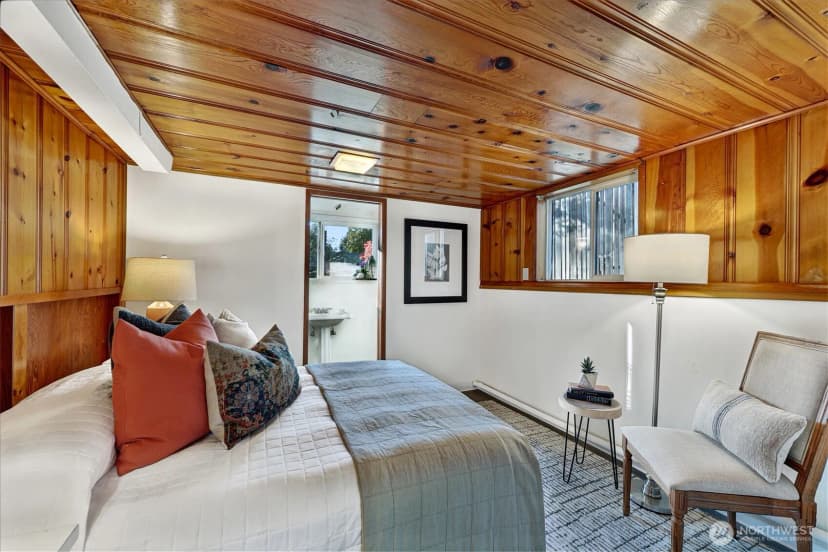 Property photo for 11034 Evanston Avenue N, Seattle photo 20