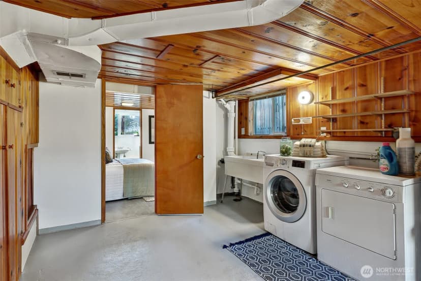 Property photo for 11034 Evanston Avenue N, Seattle photo 19