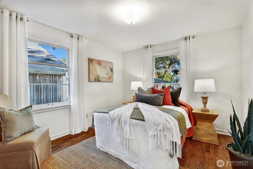 Property photo for 11034 Evanston Avenue N, Seattle photo 13