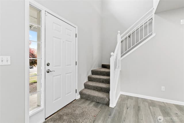 Property photo for 5204 79th Street W, Lakewood photo 3