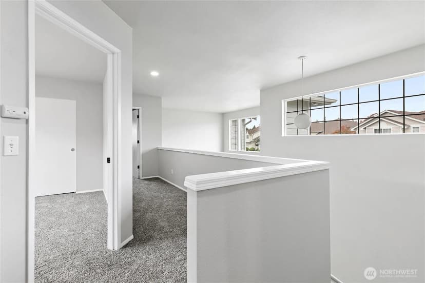 Property photo for 5204 79th Street W, Lakewood photo 21